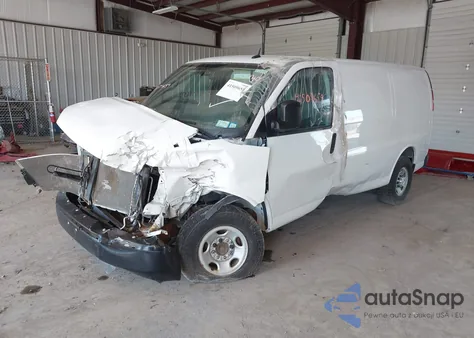 2015 Chevrolet Express 3500 Work Van z USA, uszkodzony, nr VIN 1GCZGTCGXF1229754